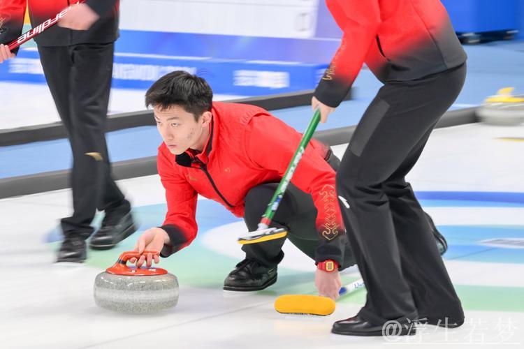 男子冰壶世锦赛循环赛:中国队迎战美国队 男子冰壶世锦赛循环赛:中国队迎战美国队