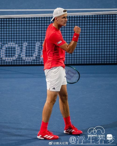 门希克直落两盘击败德约科维奇，夺得迈阿密大师赛男单冠军